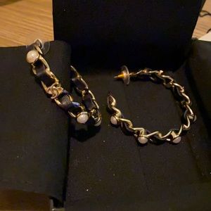 Like new Chanel earrings!  These beautiful earrings have hardly been worn!